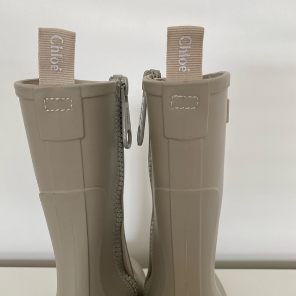 (SOLD***💘😍)CHLOÉ BETTY RUBBER RAIN BOOT - Picture 8 of 16